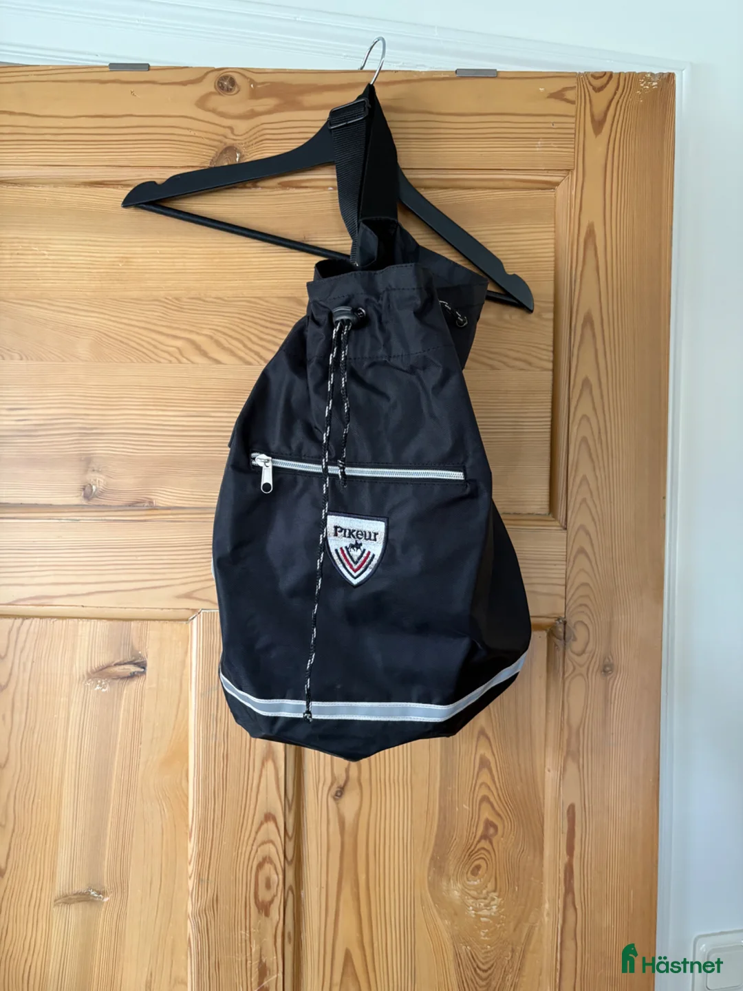 Övrig Ryttarutrustning ryttarutrustning till salu: Pikeur ryggsäck! - Annons 1