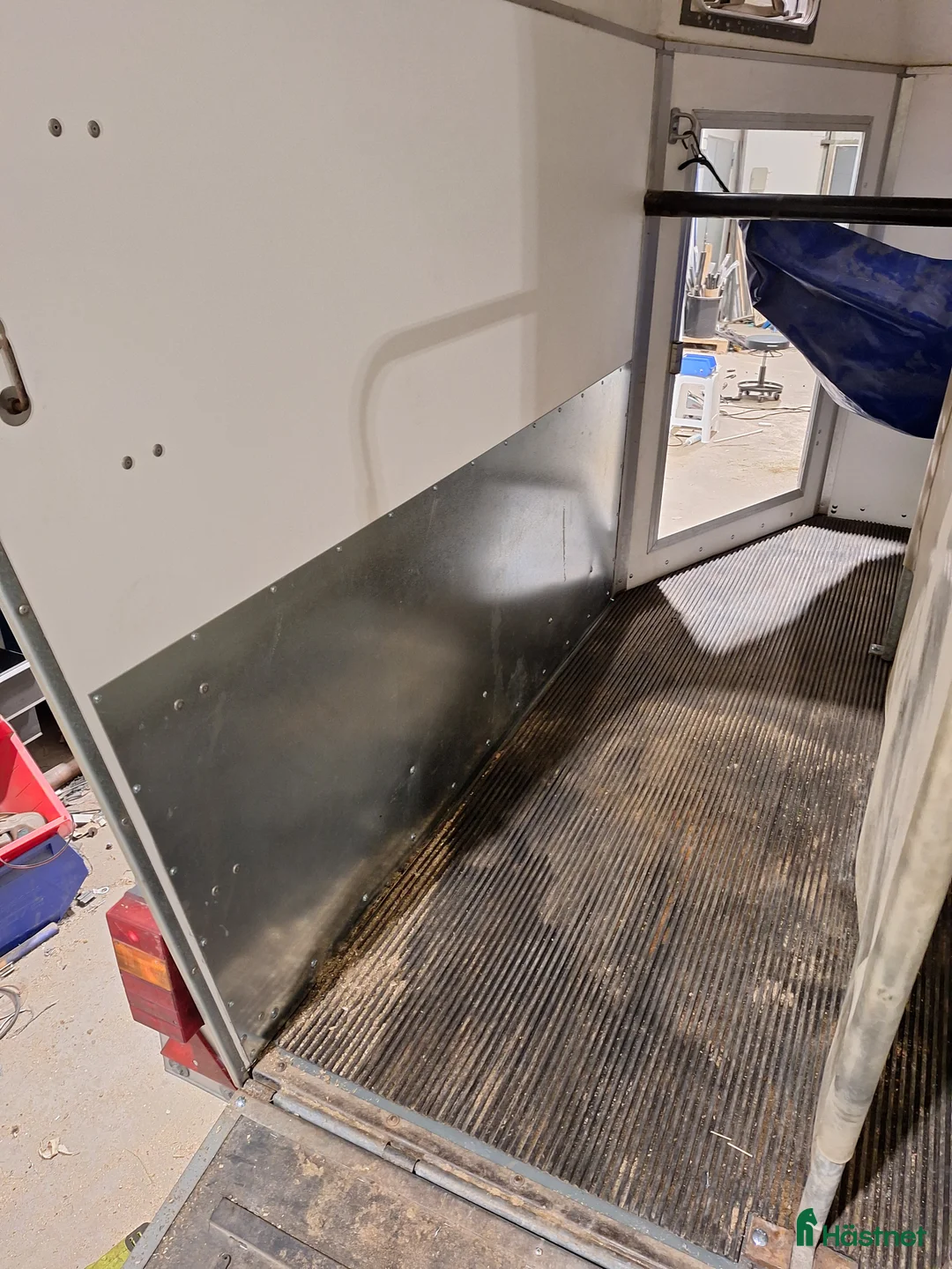 Hästtransporter  fordon & transport till salu: Nyrenoverad THULE Horseline 2009 - Annons 8