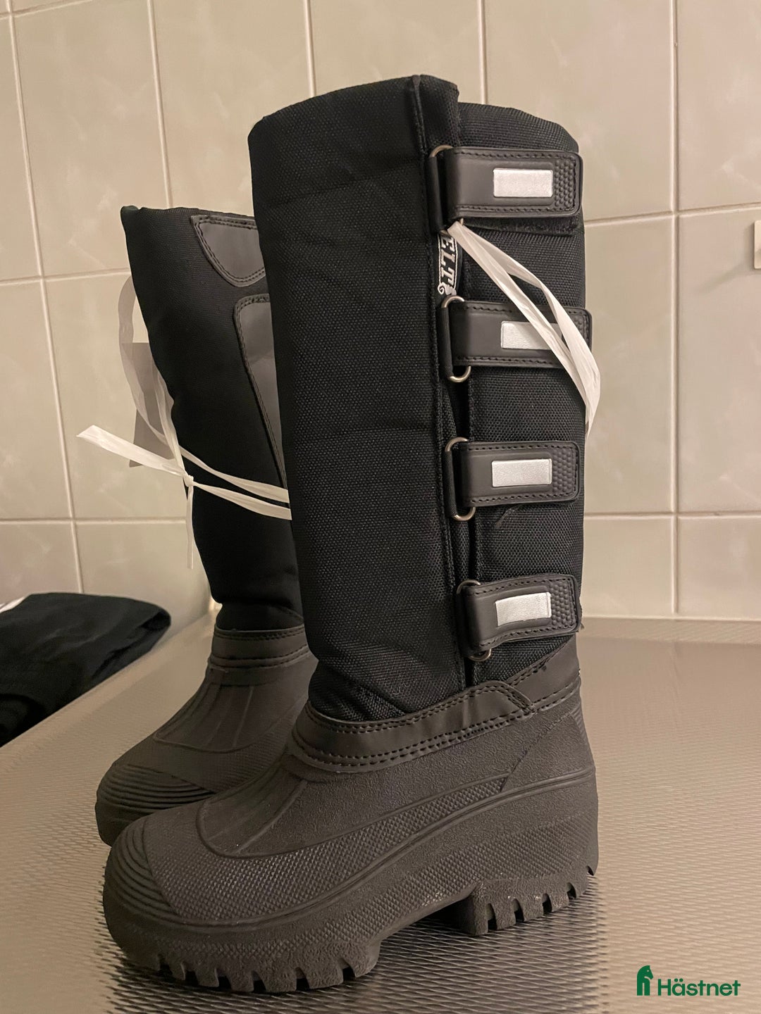 Ridstövlar ryttarutrustning till salu: NYA Termo stövlar  i Göteborg - Annons 1