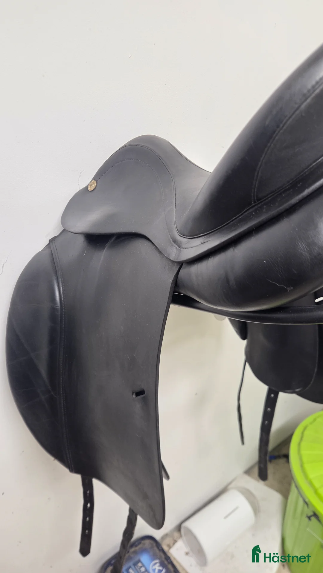 Sadlar hästutrustning till salu: Prestige Hippos Dressage 17"/34" i Vikbolandet - Annons 6