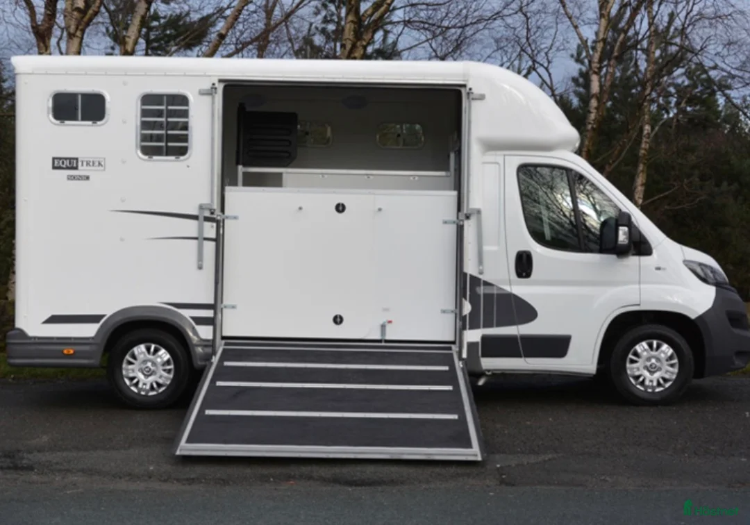 Hästlastbilar  fordon & transport till salu: Equi-Trek Sonic Classic 1100 kg last i Mellbystrand - Annons 1