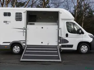 Hästlastbilar fordon & transport till salu: Equi-Trek Sonic Classic 1100 kg last - Annons 1