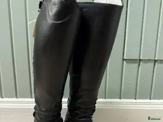 Ridstövlar ryttarutrustning till salu: DeNiro Roberto 40 i Strömsholm - Annons 6