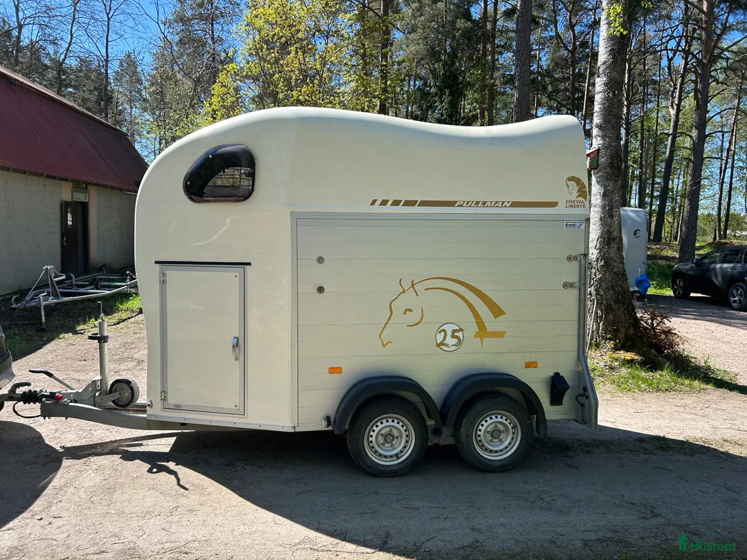 Hästtransporter  fordon & transport till salu: Cheval Liberte 1.5 hästars i Bålsta - Annons 1