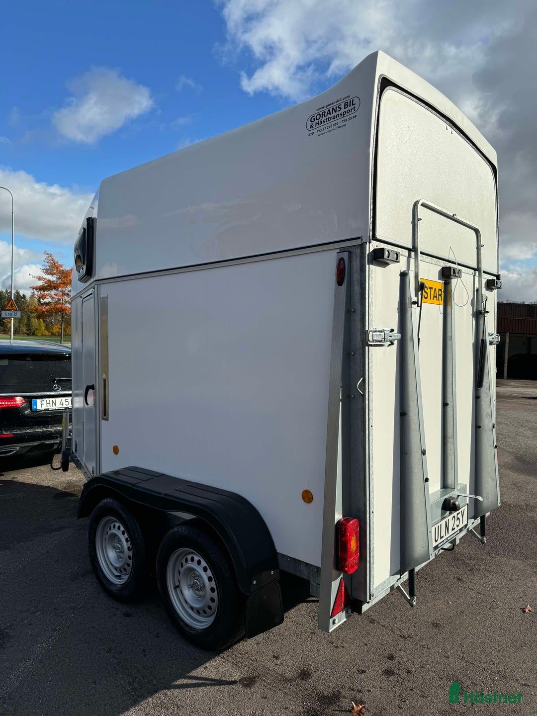Hästtransporter  fordon & transport till salu: Nyskick Royal XT - funktionell, smidig och säker!  i Köping - Bild 4