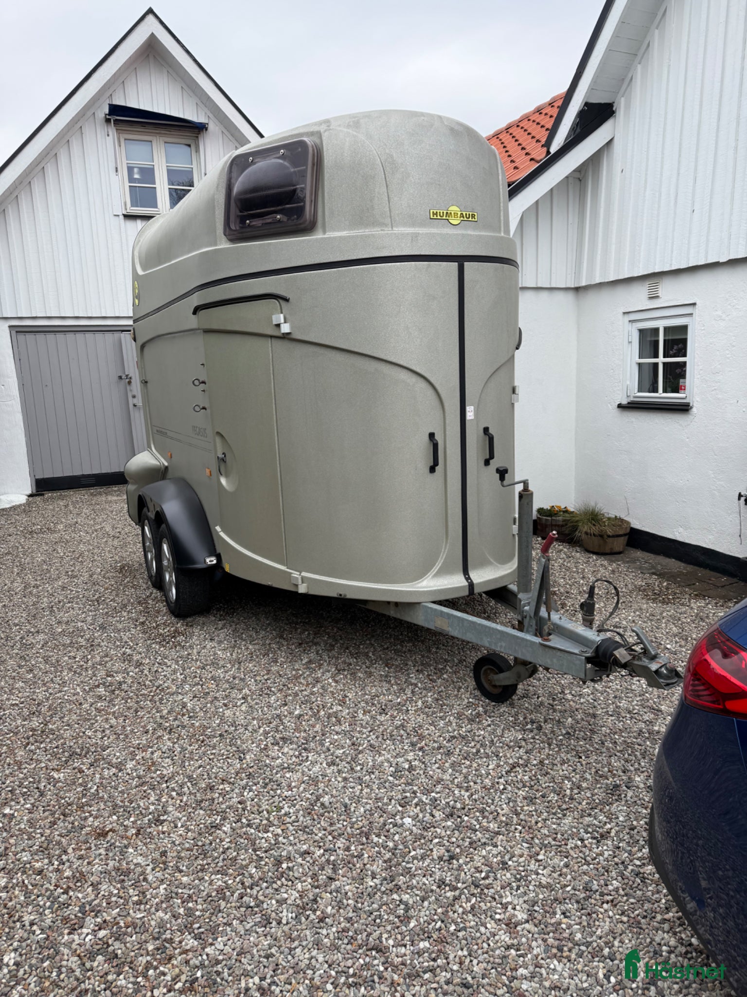 Hästtransporter  fordon & transport till salu: Äldre transport i fint skick - Annons 1