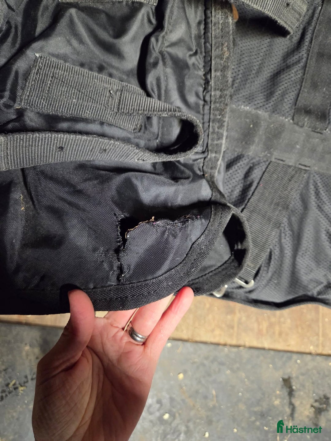 Täcken hästutrustning till salu: Back on track nättäcke i Hortlax - Annons 2