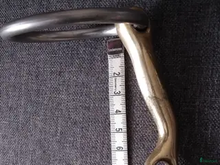 Bett hästutrustning Sprenger tvådelat KK Herm, 140mm i Norrtälje - Annons 24