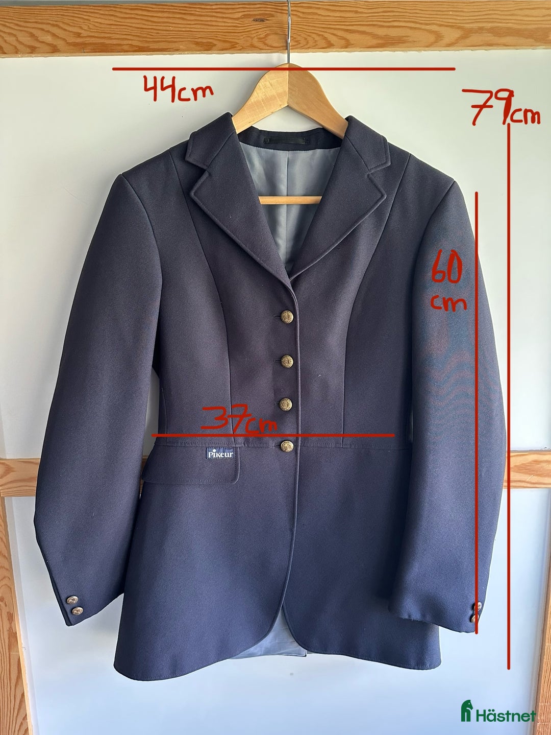 Jackor & Kavajer ryttarutrustning till salu: Pikeur tävlingskavaj i Perstorp - Annons 4