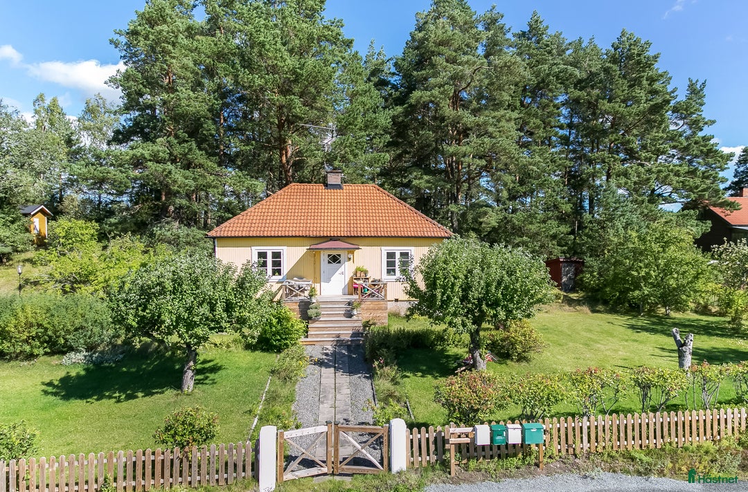  hästgårdar till salu: Charmigt stall i lantlig idyll, vackert renoverat! i Edsbro - Annons 32