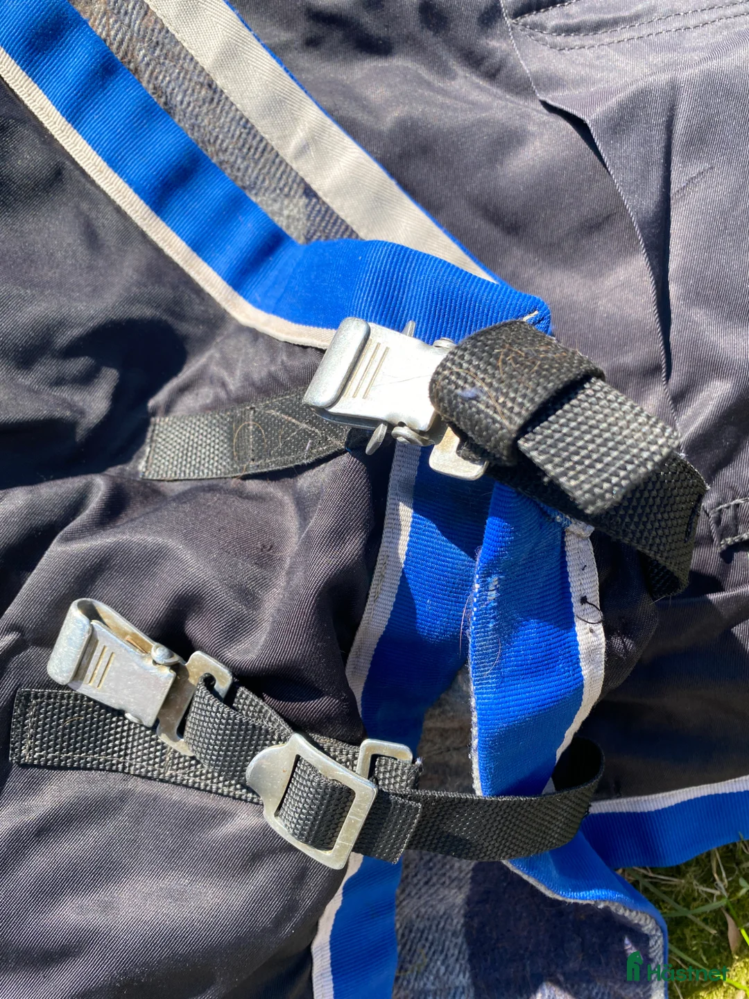 Täcken hästutrustning till salu: Innetäcke 135 - Annons 2