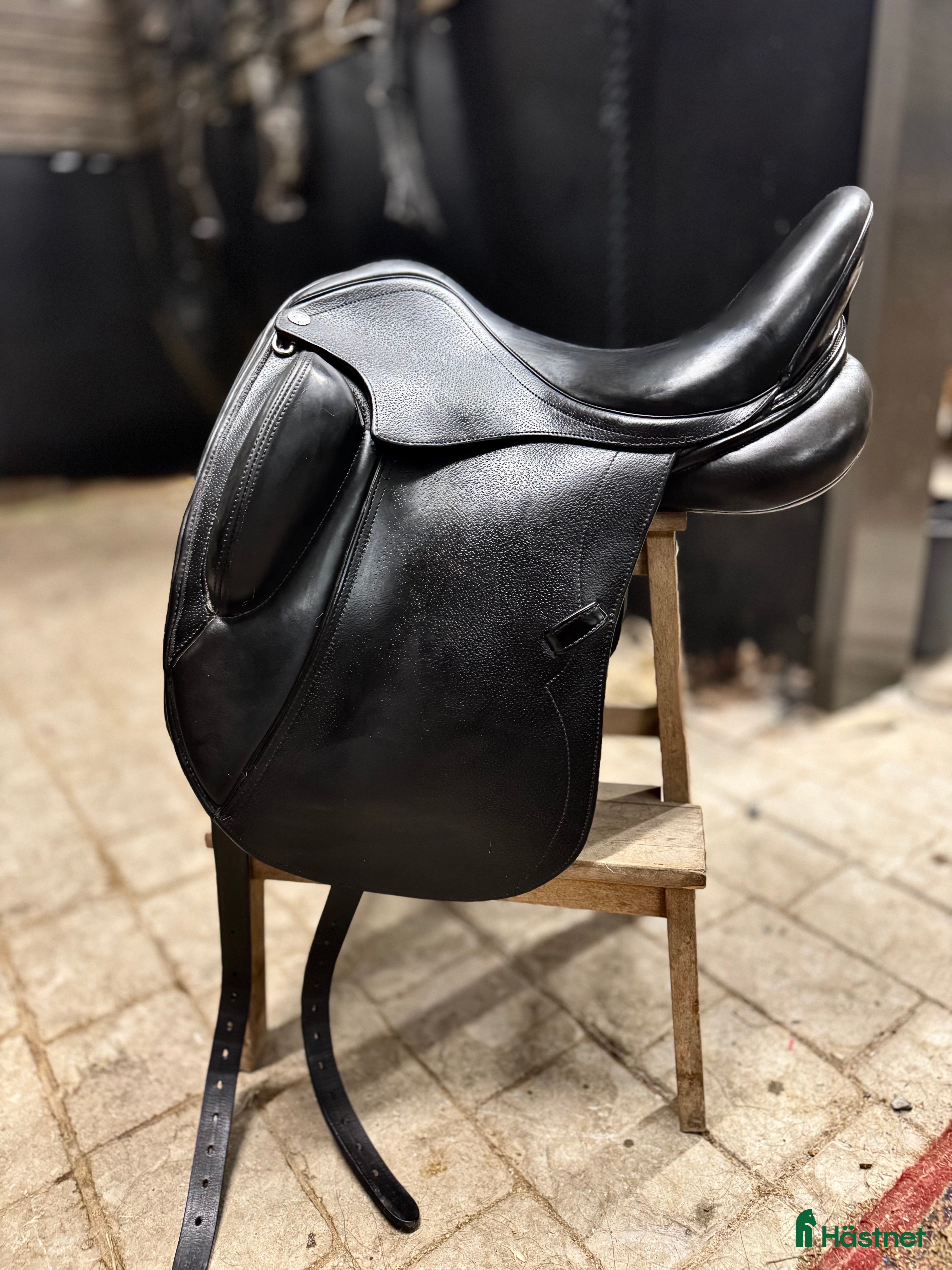 Sadlar hästutrustning Kemnevall DR. Oakley - Annons 8