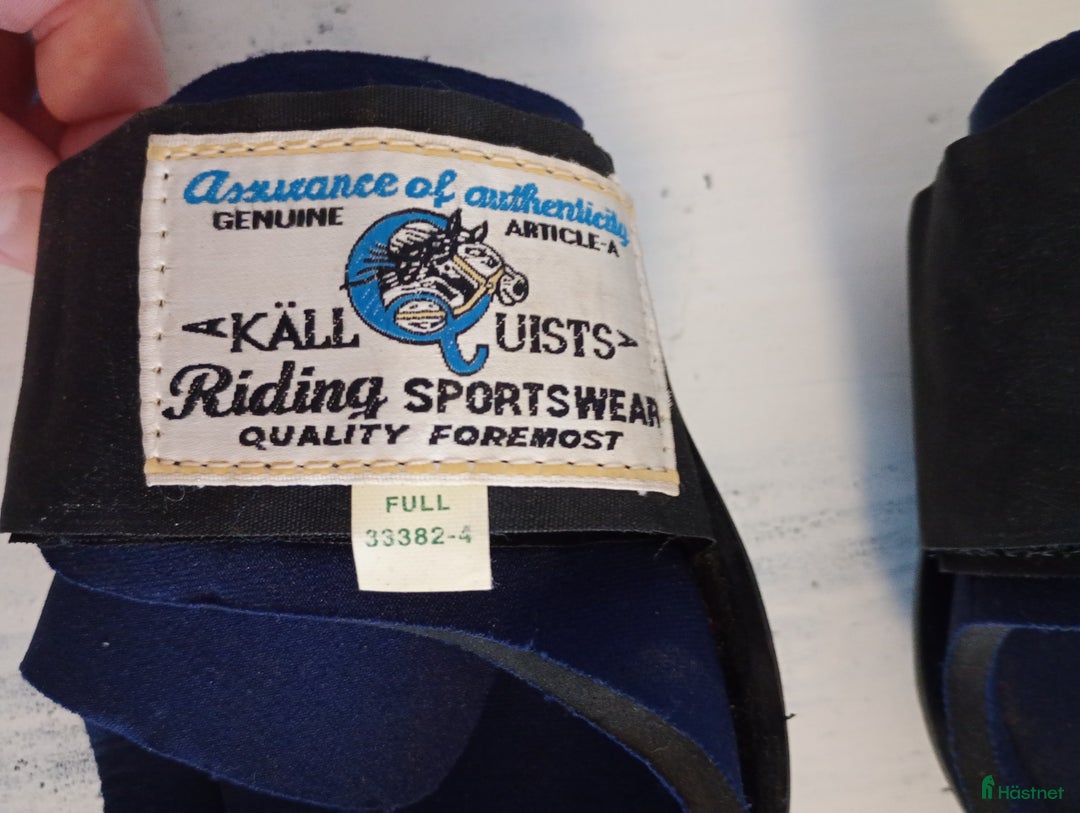 Benskydd hästutrustning till salu: Bakbenskydd  i Strömstad - Annons 1