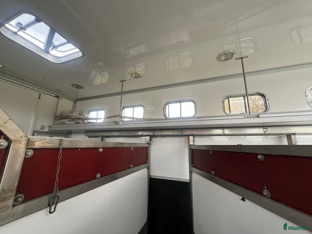 Hästlastbilar  fordon & transport till salu: Hästlastbil med stor bodel i Motala - Annons 11