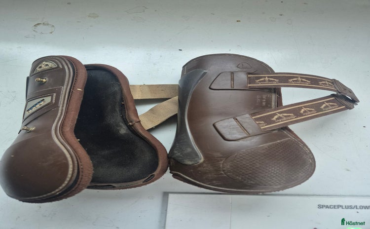 Benskydd hästutrustning till salu i Bestorp - Annons 3