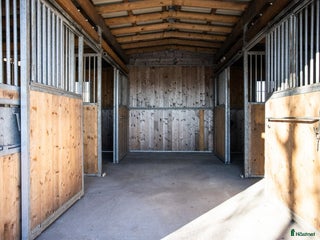 Stallinredning, stängsel & gård övrig utrustning till salu: Ute-boxen stall 4 boxar. Nyskick, bättre begagnat. i Kattarp - Annons 14