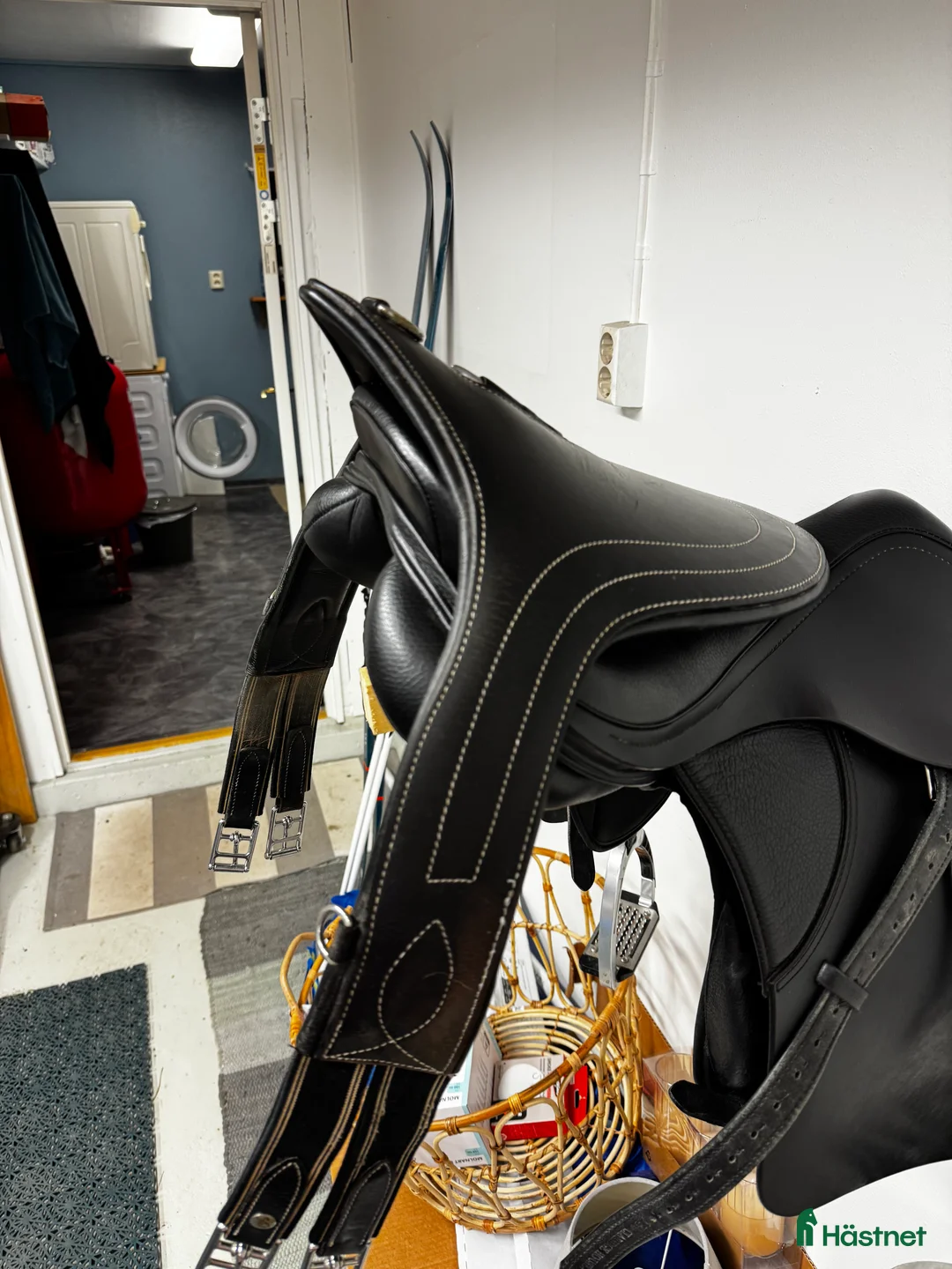 Sadlar hästutrustning till salu: Hoppsadel  i Bollnäs - Annons 7