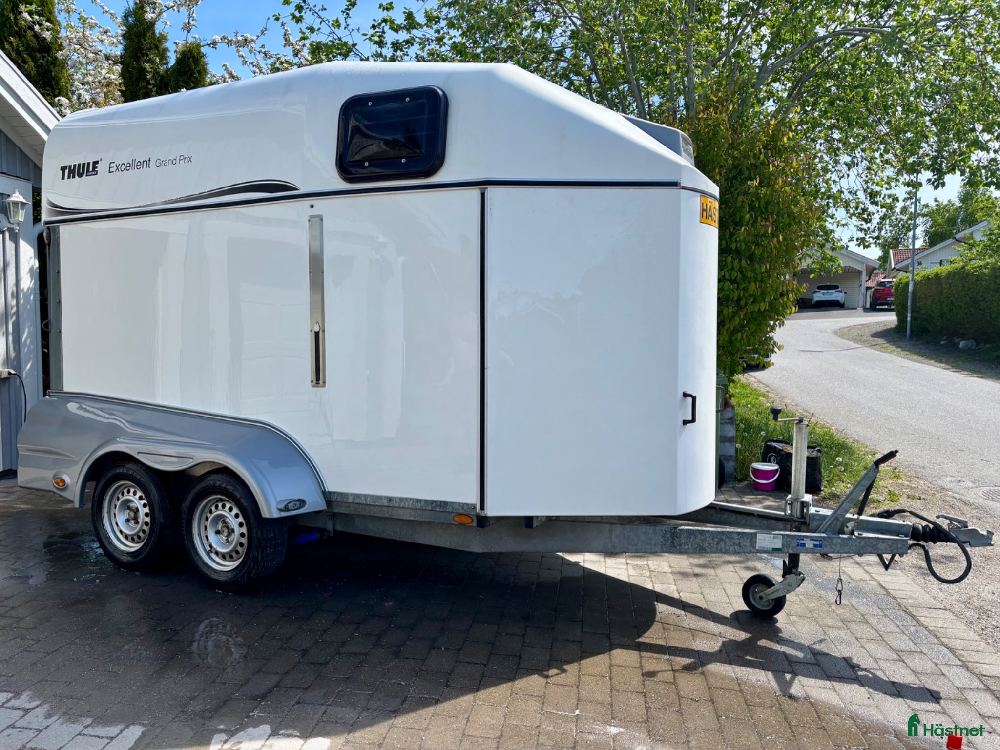 Hästtransporter  fordon & transport till salu: Thule Excellent, fint skick med kamera - Annons 2