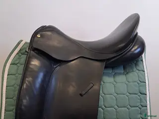 Sadlar hästutrustning Edinburgh 16,5 3 i Färnäs - Annons 2