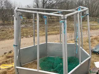 Stallinredning, stängsel & gård övrig utrustning till salu: Foderhäck - Annons 6