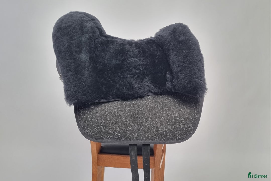 Sadlar hästutrustning till salu: Grandeur Tomentum BAROCK i Färentuna - Annons 2