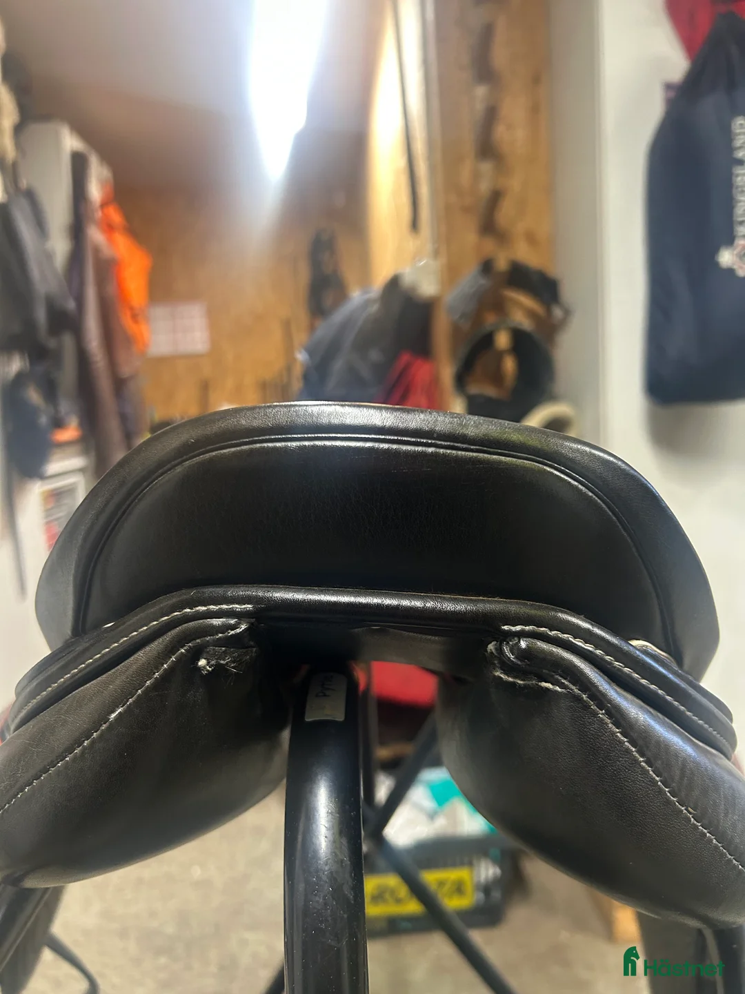 Sadlar hästutrustning till salu: Lippo Enzo hoppsadel i Växjö - Annons 6