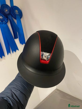 Hjälmar ryttarutrustning till salu i Knivsta - Annons 17