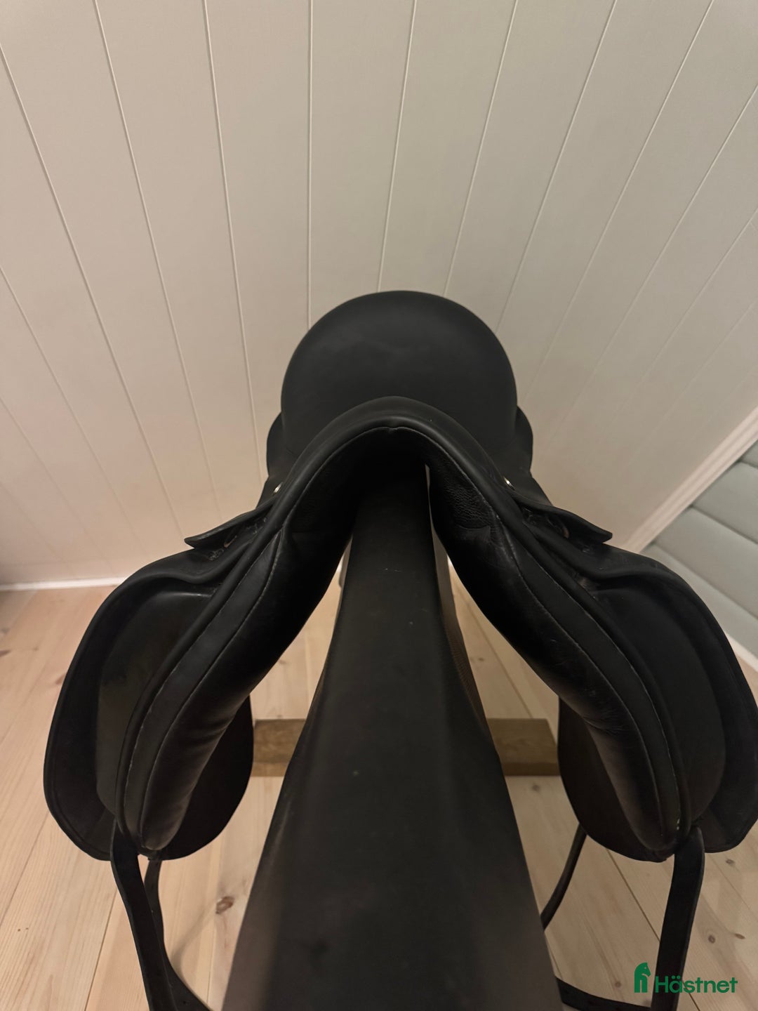 Sadlar hästutrustning till salu: Jeffries dressyrsadel i Nesoddtangen - Annons 3