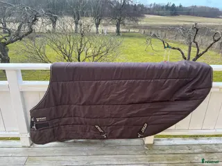 Täcken hästutrustning Amigo stalltäcke för frusna hästar - Annons 11