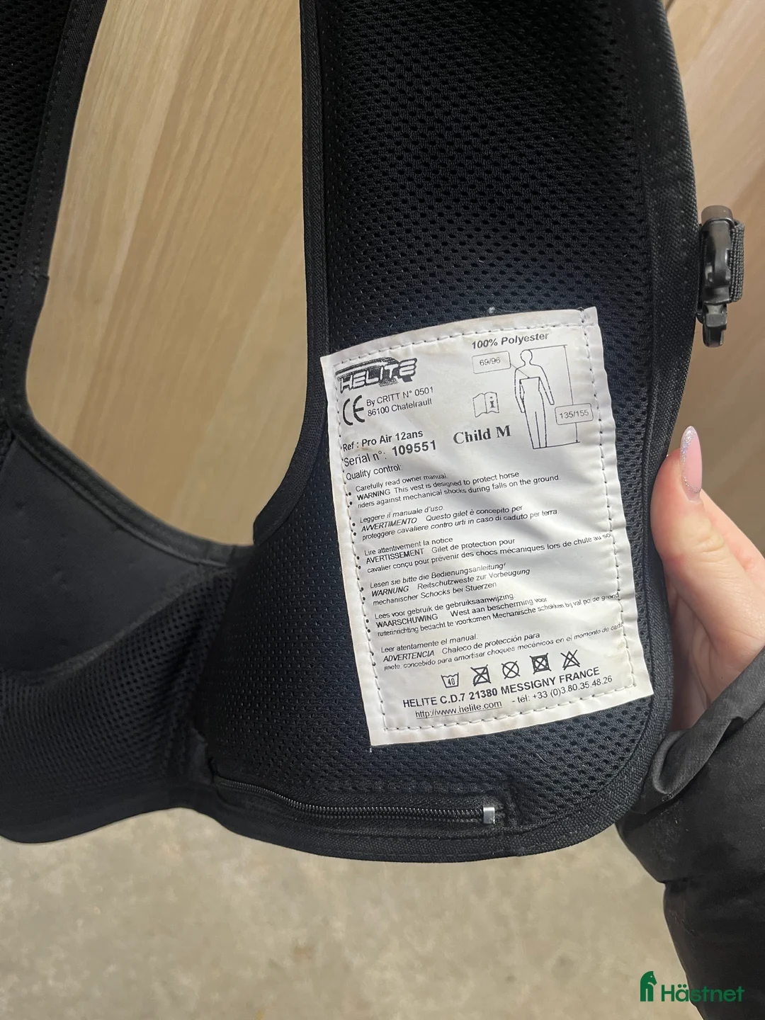 Säkerhetsvästar ryttarutrustning till salu: Terrängväst  i Vallentuna - Annons 4