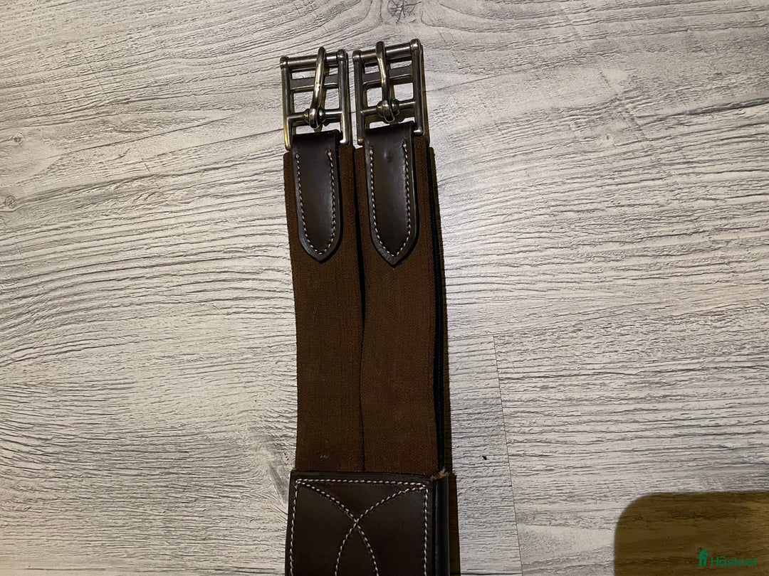 Sadeltillbehör hästutrustning till salu: Sadelgjordar och Schabrak  i Täby - Annons 7