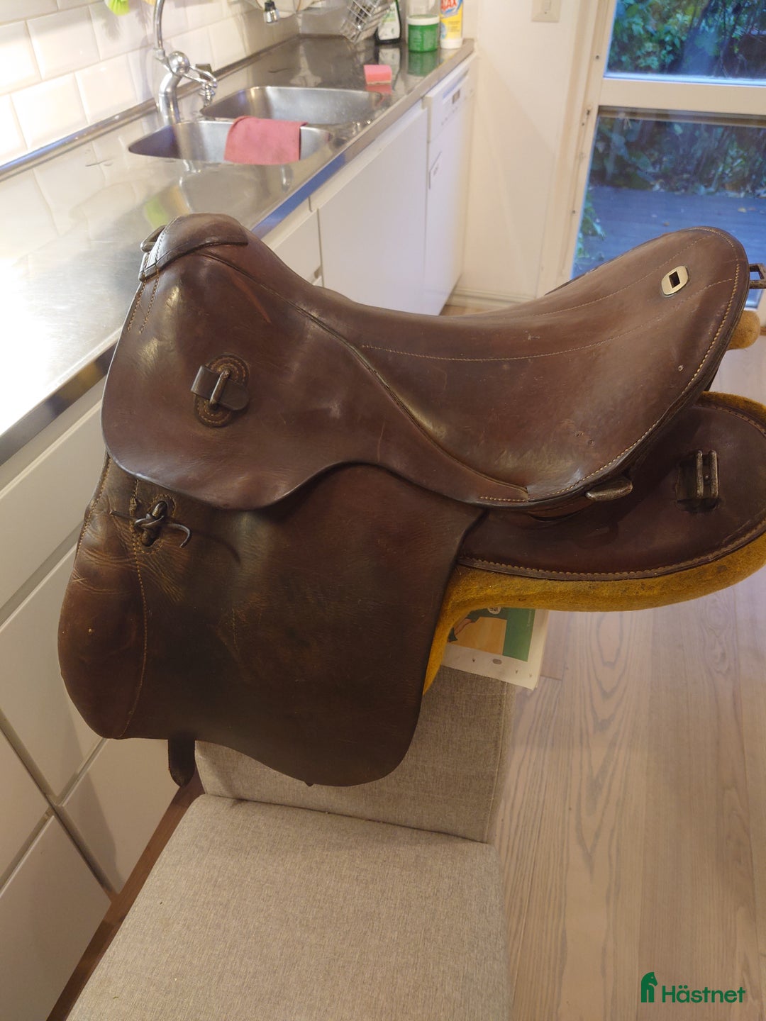 Sadlar hästutrustning till salu: Manskapssadel storlek 2 i Kista - Annons 2