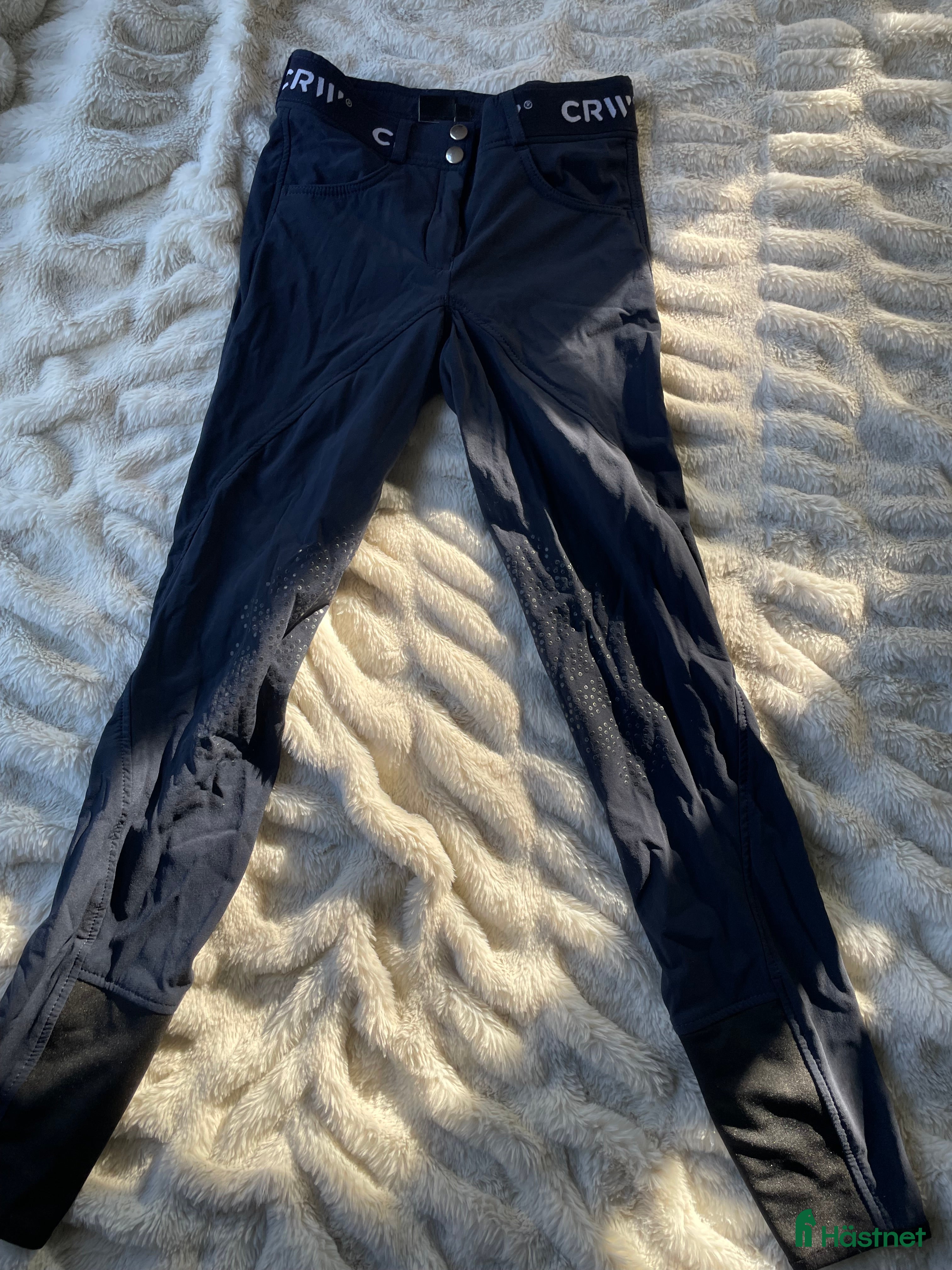 Ridbyxor ryttarutrustning till salu: CRW Ridbyxor i Hagby - Annons 22