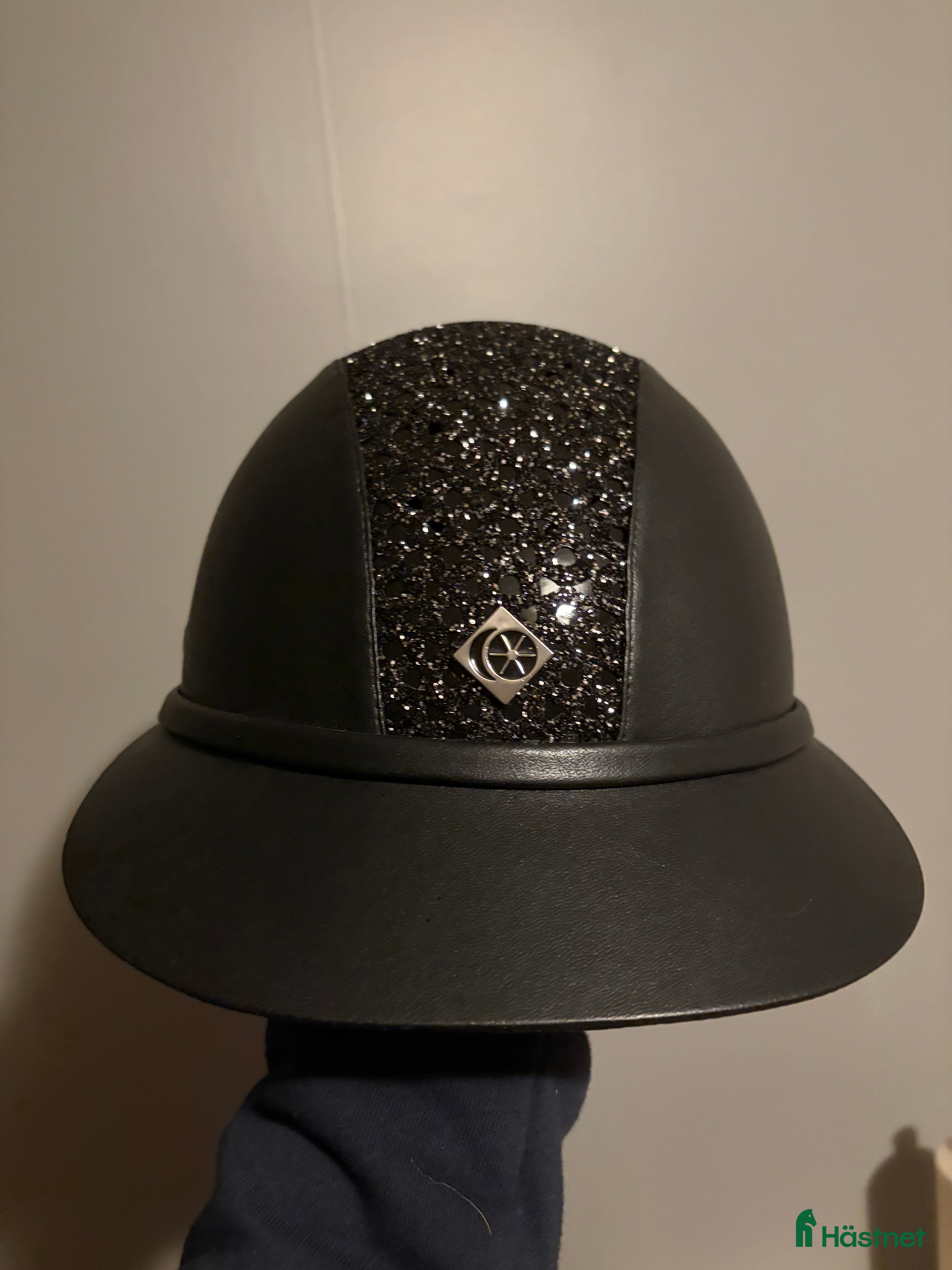 Hjälmar ryttarutrustning till salu: Charles Owen SP8 Plus i Finspång - Annons 3