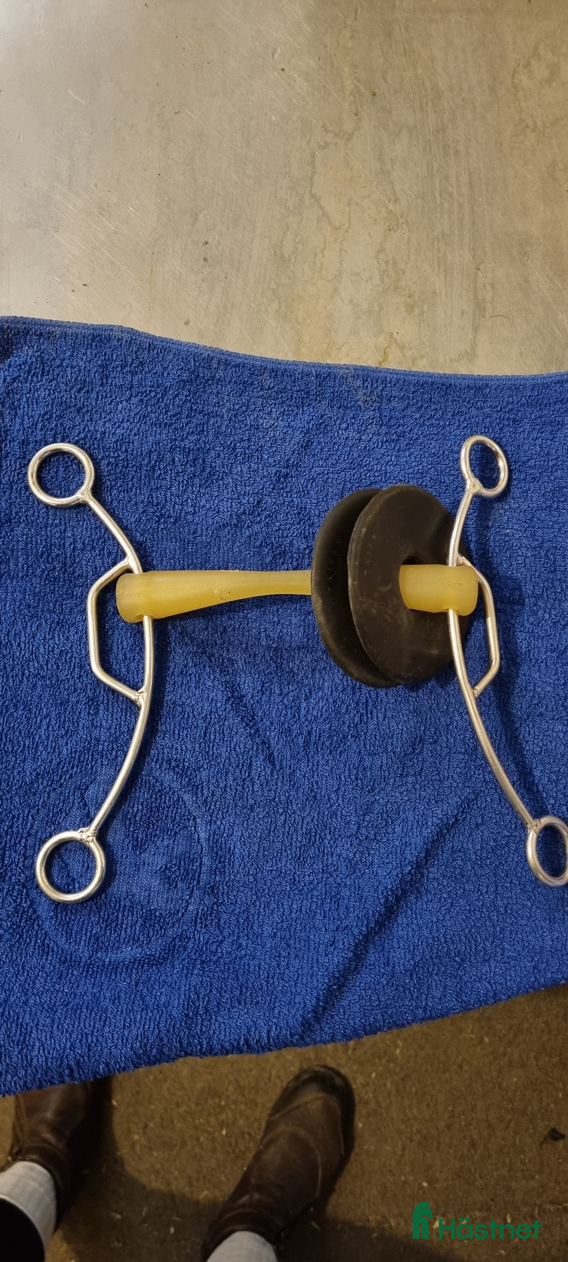 Bett hästutrustning till salu: Syntet bett med hävstång i Härryda - Annons 23