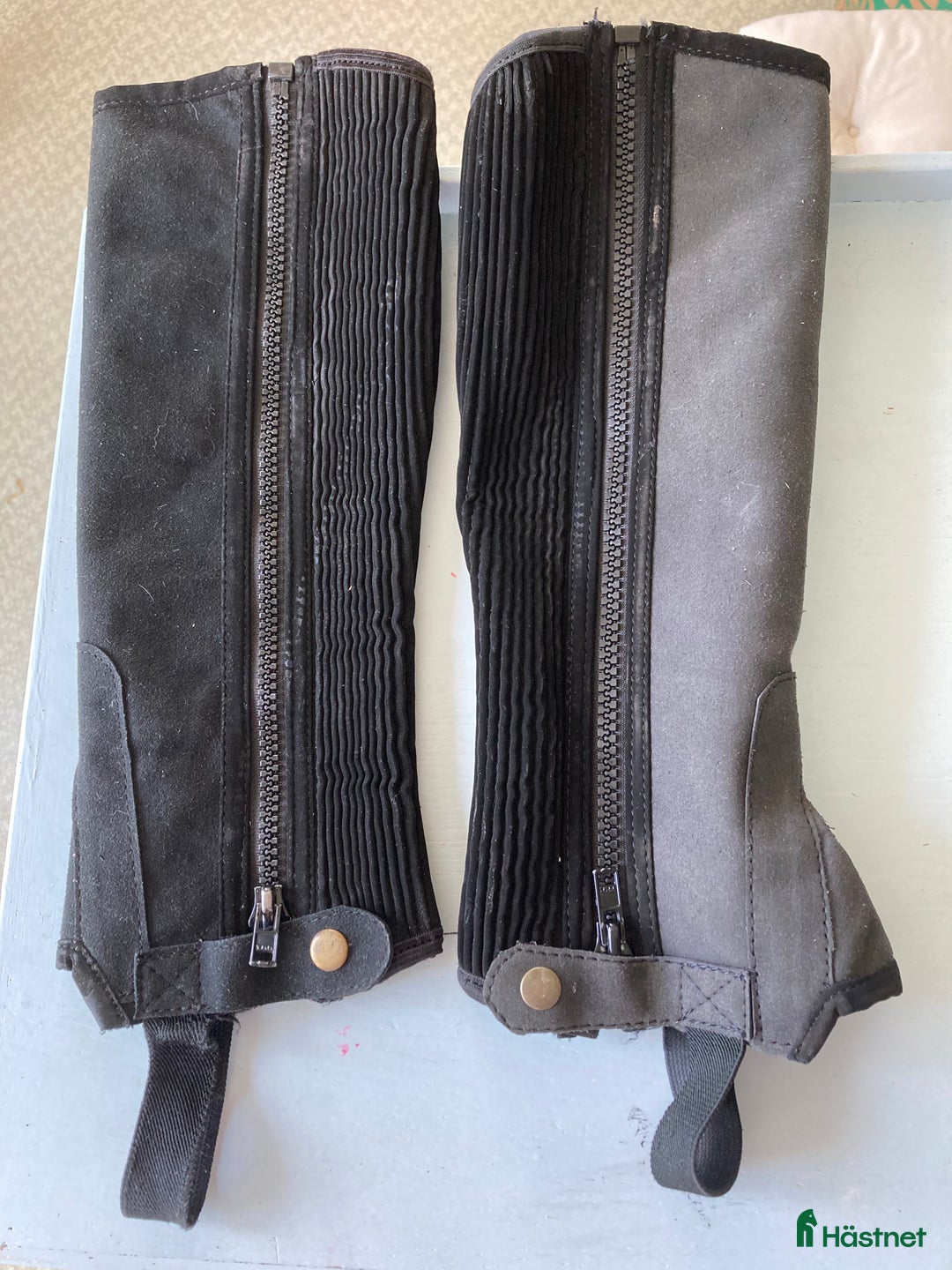 Övrig Ryttarutrustning ryttarutrustning till salu: Shortchaps children L i Fliseryd - Annons 1