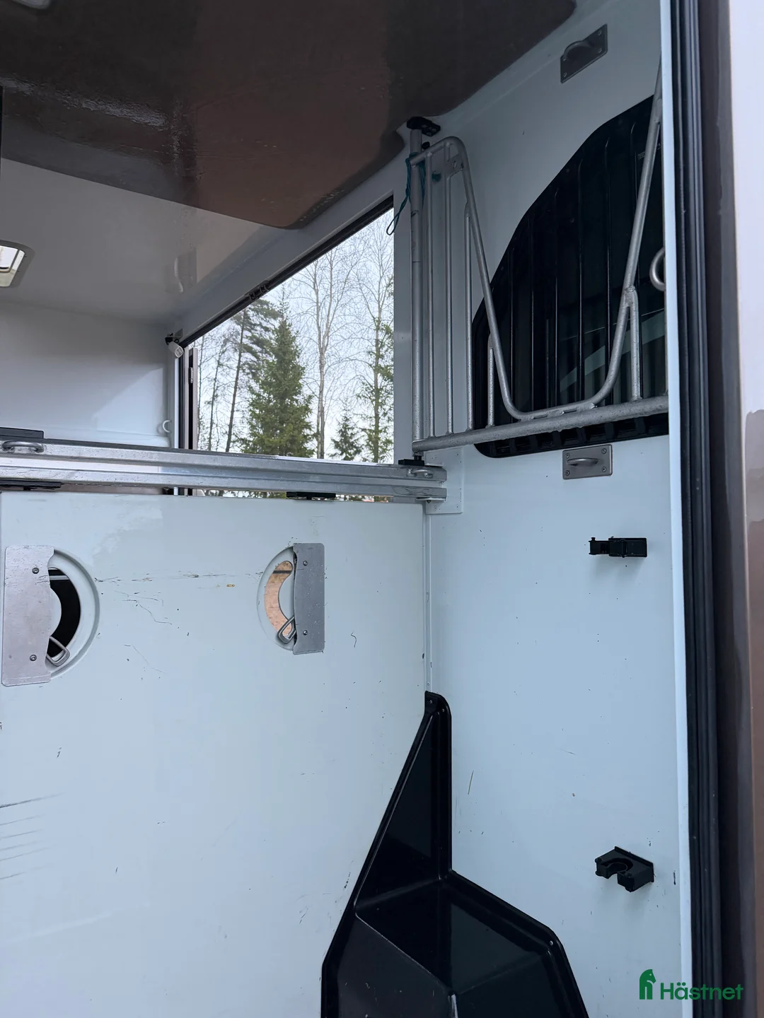 Hästlastbilar  fordon & transport till salu: Mycket fin theault proteo 5 Hästlastbil  i Västerås - Annons 11