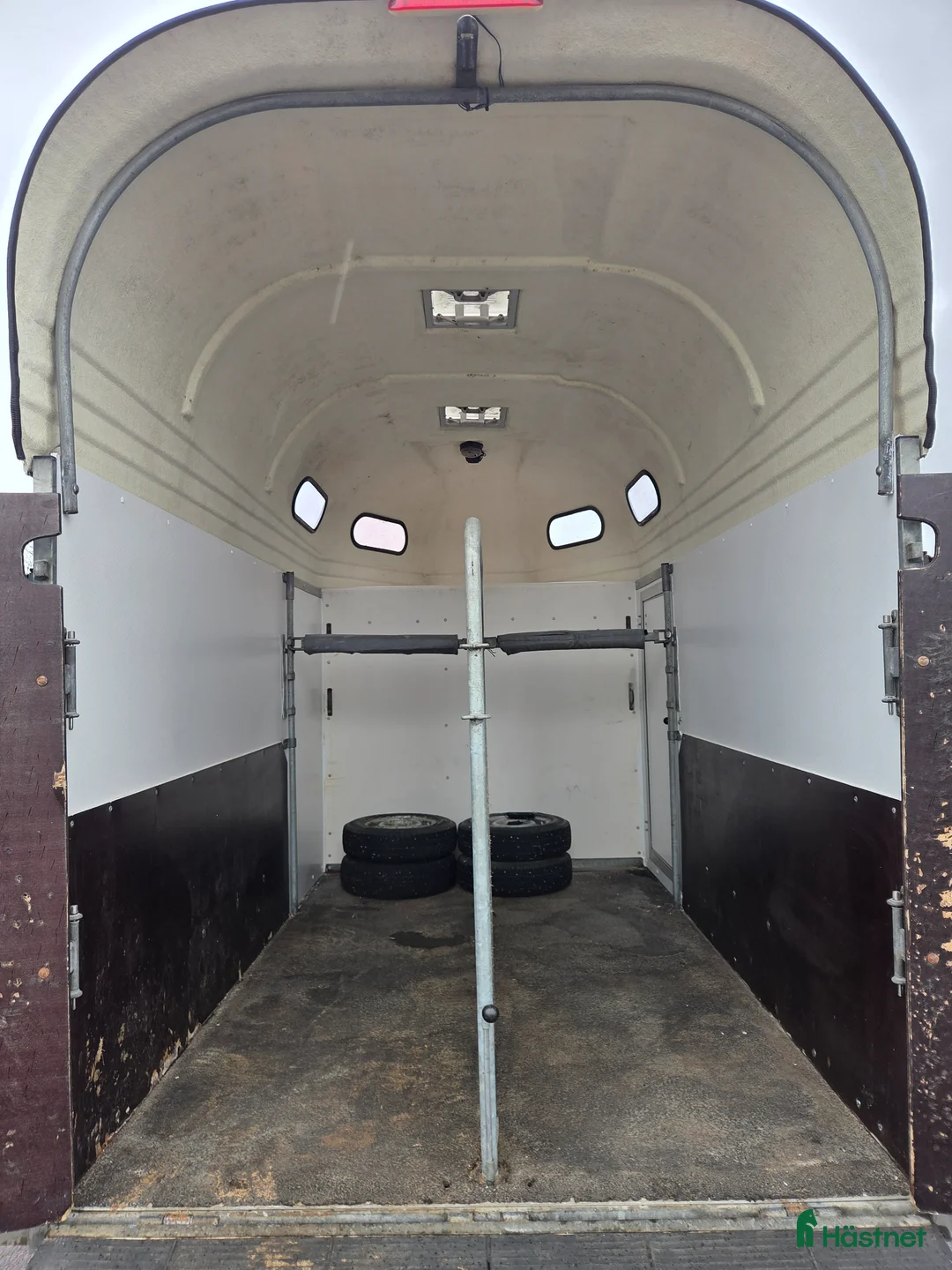 Hästtransporter  fordon & transport till salu: Boj bravo, nyrenoverad, sadelkammare,  - Annons 4