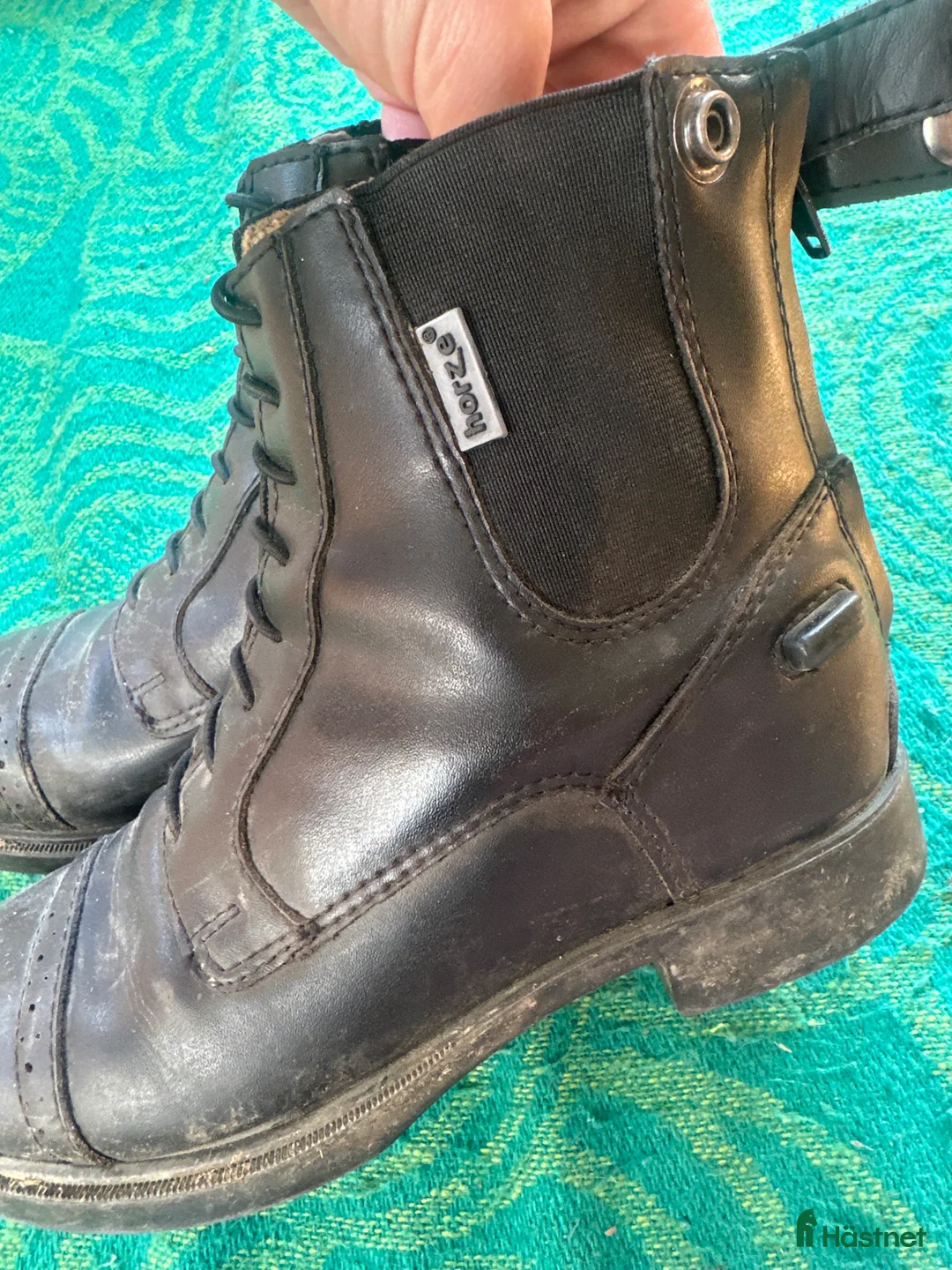 Ridstövlar ryttarutrustning till salu: Fina rid skor  i Sjuntorp - Annons 2