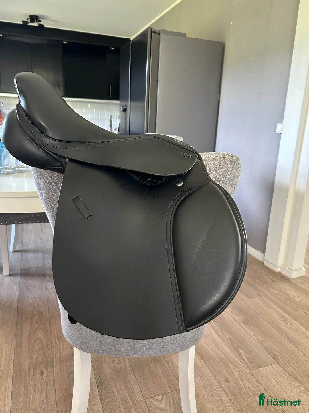 Sadlar hästutrustning till salu: Hoppsadel Fairfield i Bromölla - Annons 1