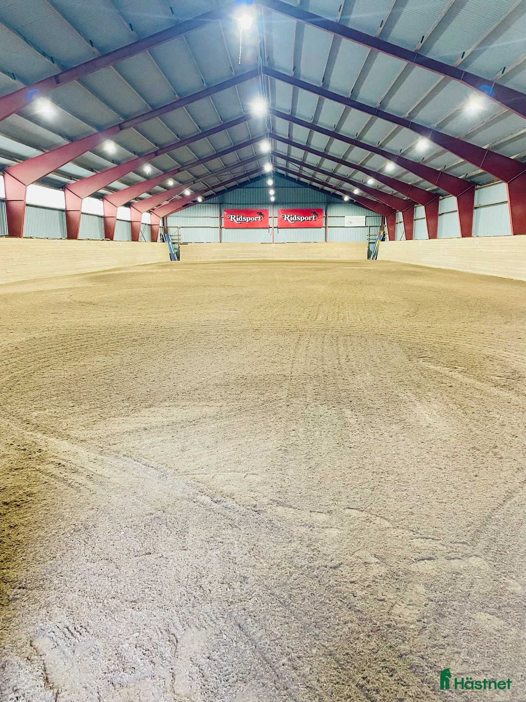  stallplats finnes: Stallplatserpå Björke Gård - Västerljung - Annons 1