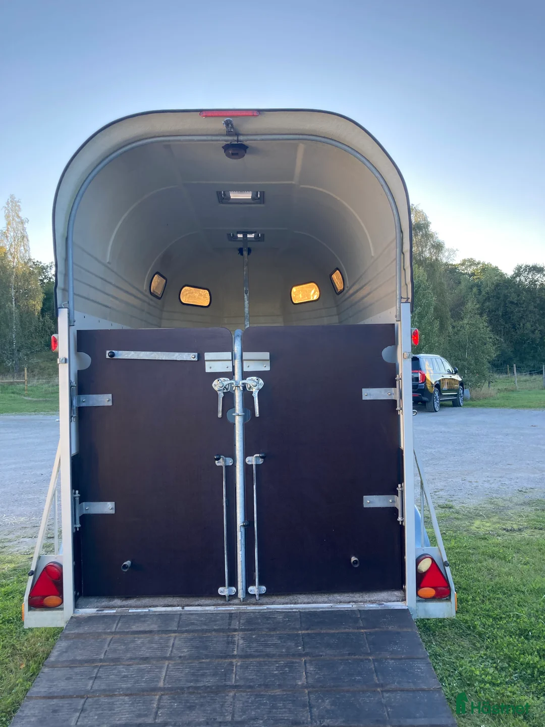 Hästtransporter  fordon & transport till salu: Välvårdad Boj Bravo - Annons 3