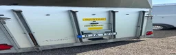 Hästtransporter  fordon & transport till salu: Alu trailer med sadelkammare  - Annons 9