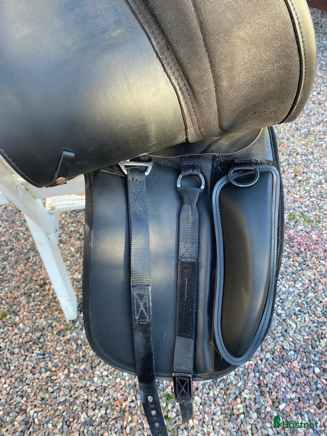 Sadlar hästutrustning till salu: Thorowgood Sadel dressyr  i Södertälje - Annons 6