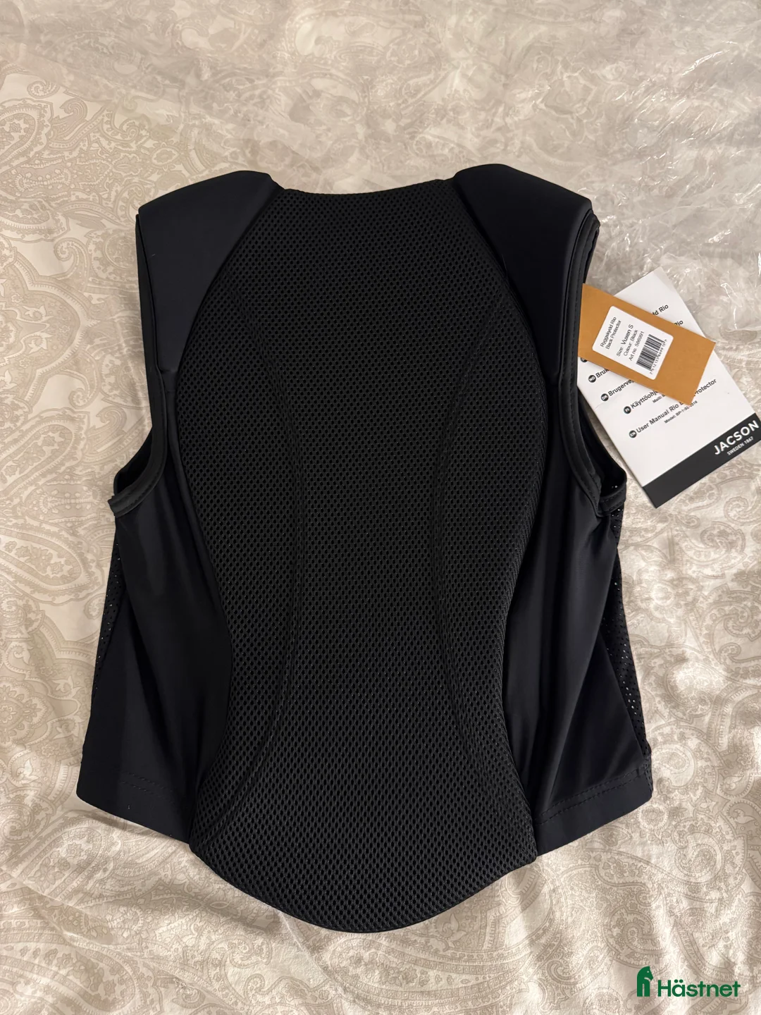 Säkerhetsvästar ryttarutrustning till salu: Ryggskydd ridutrustning  i Eskilstuna - Annons 3