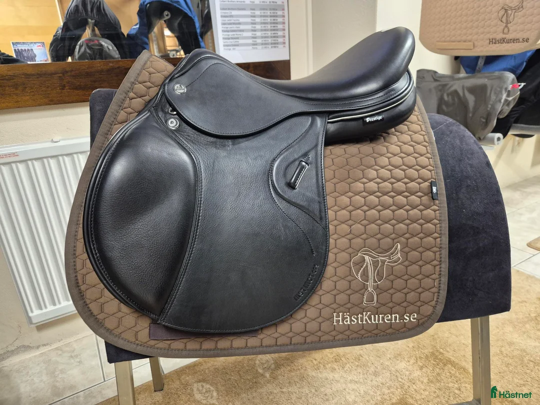 Sadlar hästutrustning till salu: Prestige Instinct 17/33 i Veberöd - Annons 1
