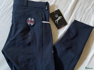 Ridbyxor ryttarutrustning till salu: Spooks ridbyxor i Västervik - Annons 2