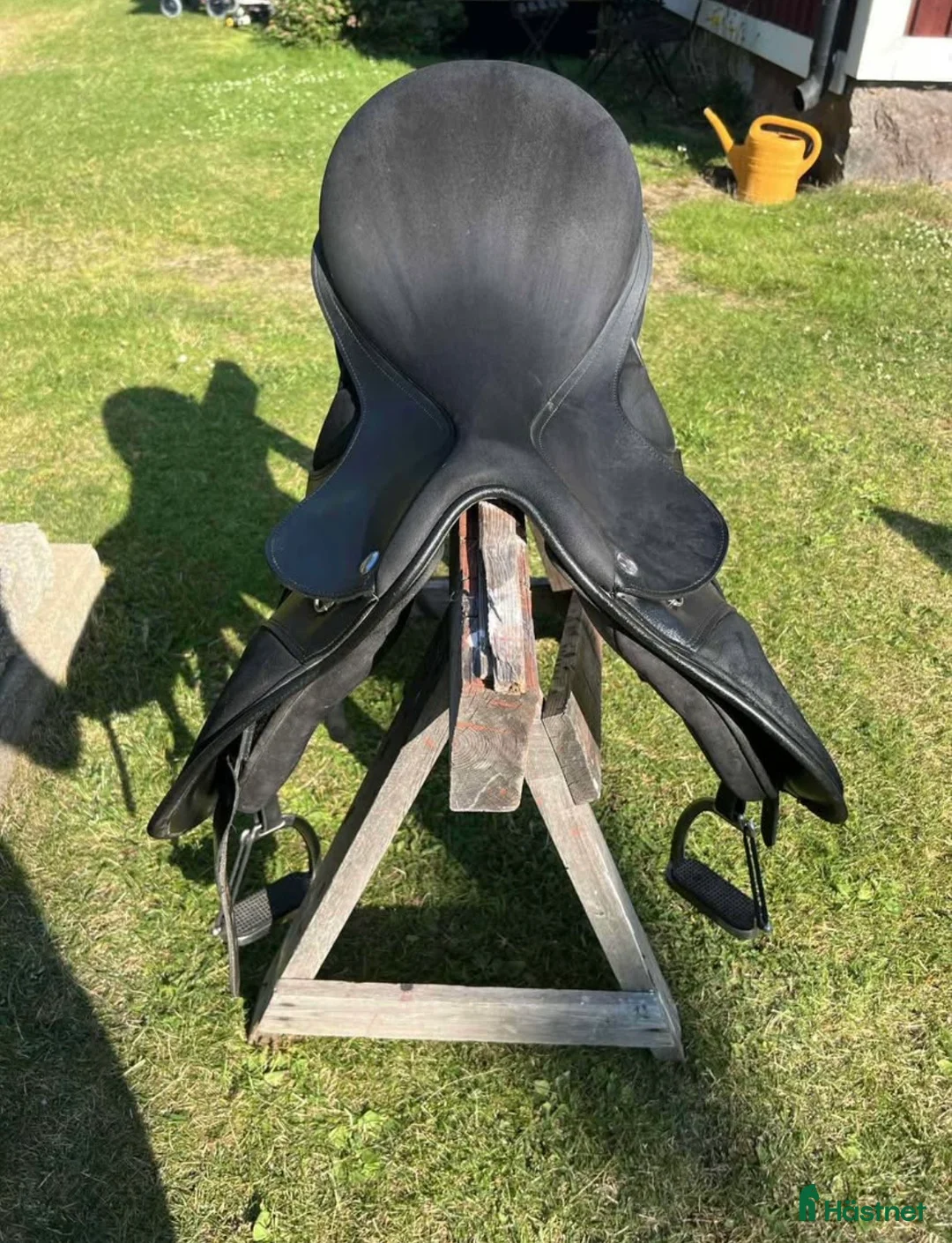 Sadlar hästutrustning till salu: Thorowgood sadel  - Annons 2