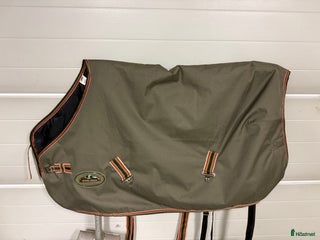 Täcken hästutrustning till salu: Varmt, 95cm, mycket fint skick i Krokom - Annons 6