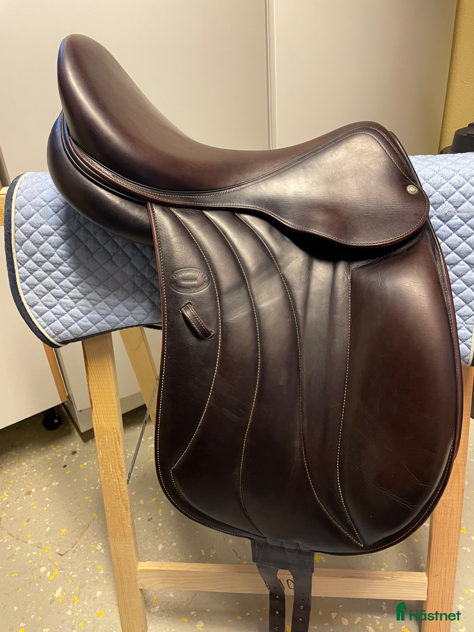 Sadlar hästutrustning Dressyrsadel  - Annons 1